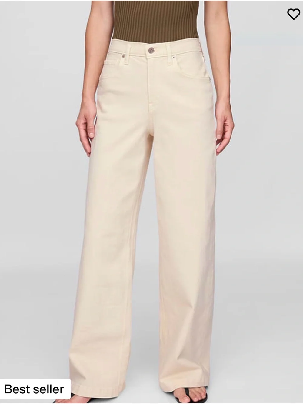 NWOT Gap high rise stride wide leg Jean color Ecru size 27/4 length short